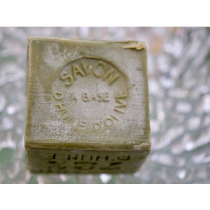 savon-marseille-huile-olive-1kg-2-le-sérail-mgr-distribution