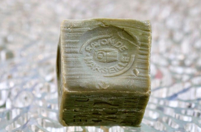 savon-Marseille-100%-huile-olive-le-3-sérail.jpg