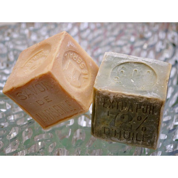 savon-marseille-cube-huile-olive-600g-2-le-sérail-mgr-distribution