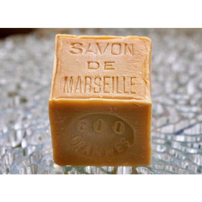 Savon de Marseille cube blanc huile végétale 600GR | LE SERAIL