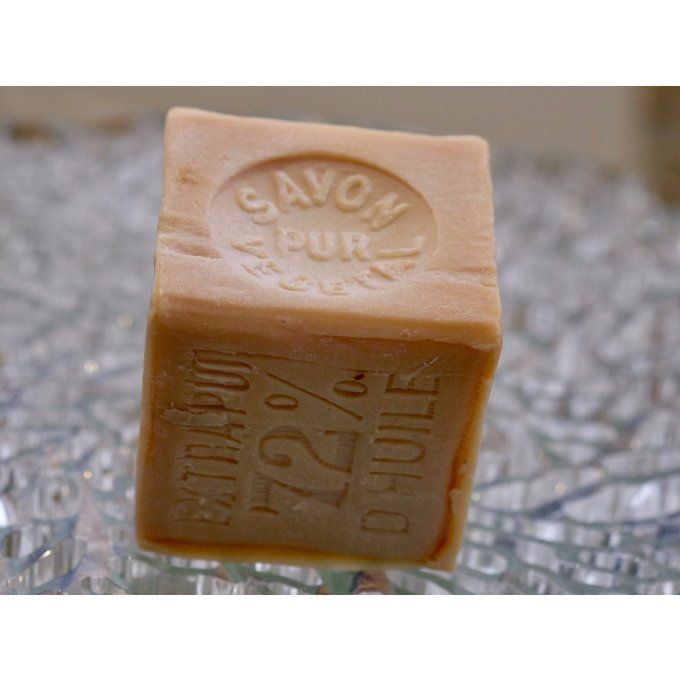 savon-marseille-cube-blanc-végétal-1kg-2-le-sérail-douceur-des-sens